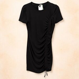 H&M ROUCHED BLACK SHORT SLEEVE DRESS